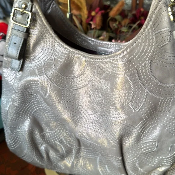 Coach Silver Shoulder Bag - Picture 7 of 11